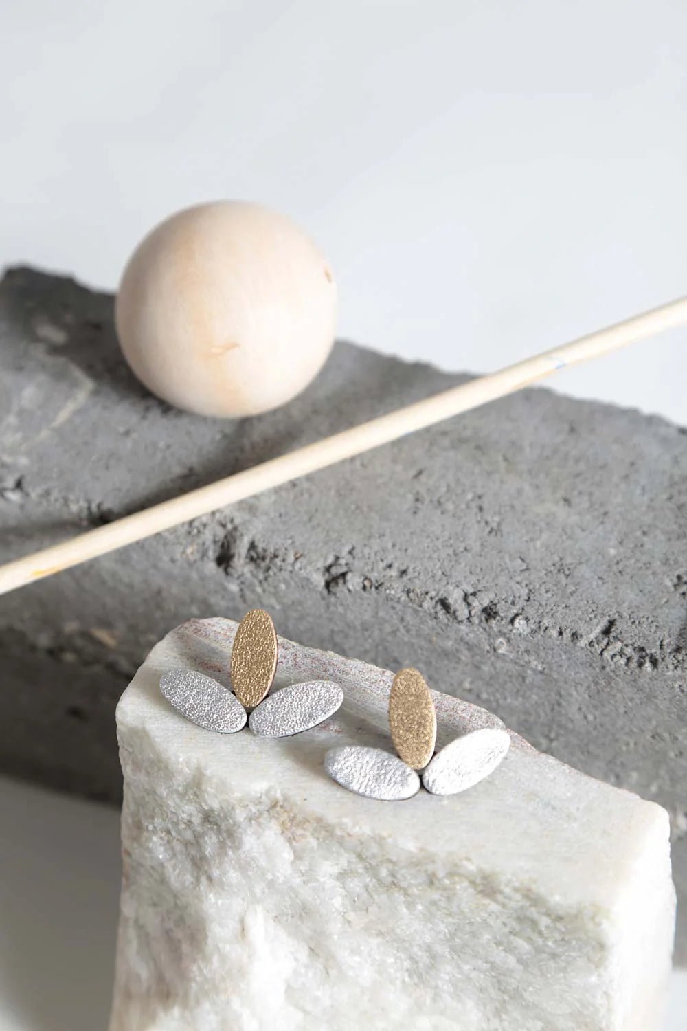 Emma Earrings - Small Silver + Gold - The Weitzman Museum Store - EM02SG - JE