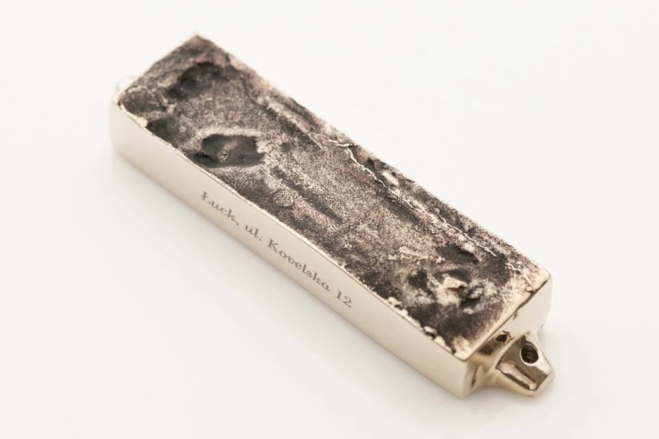 Mi Polin Bronze Mezuzah - ŁUCK UL. KOVELSKA 12 - The Weitzman Museum Store -