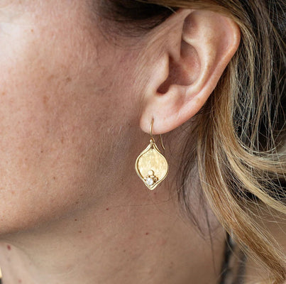 Two Toned Plum Earrings - The Weitzman Museum Store - ES/GPlum- wht