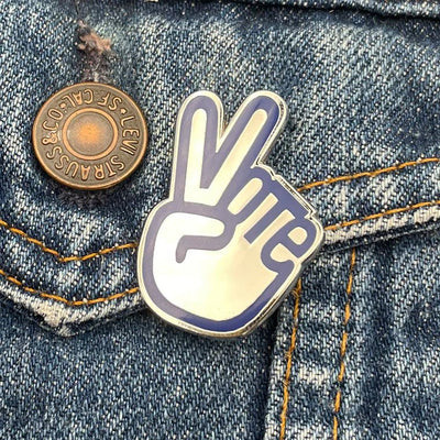 Vote Peace Pin - The Weitzman Museum Store - LE23 - 3B